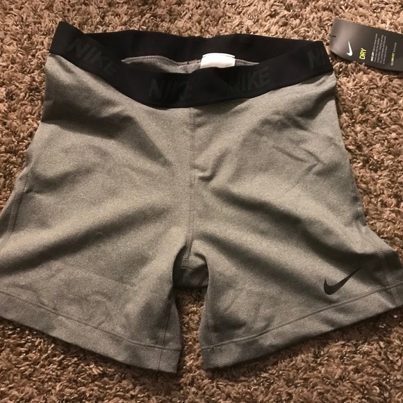 Nike Spandex Shorts - Picture 1 of 1